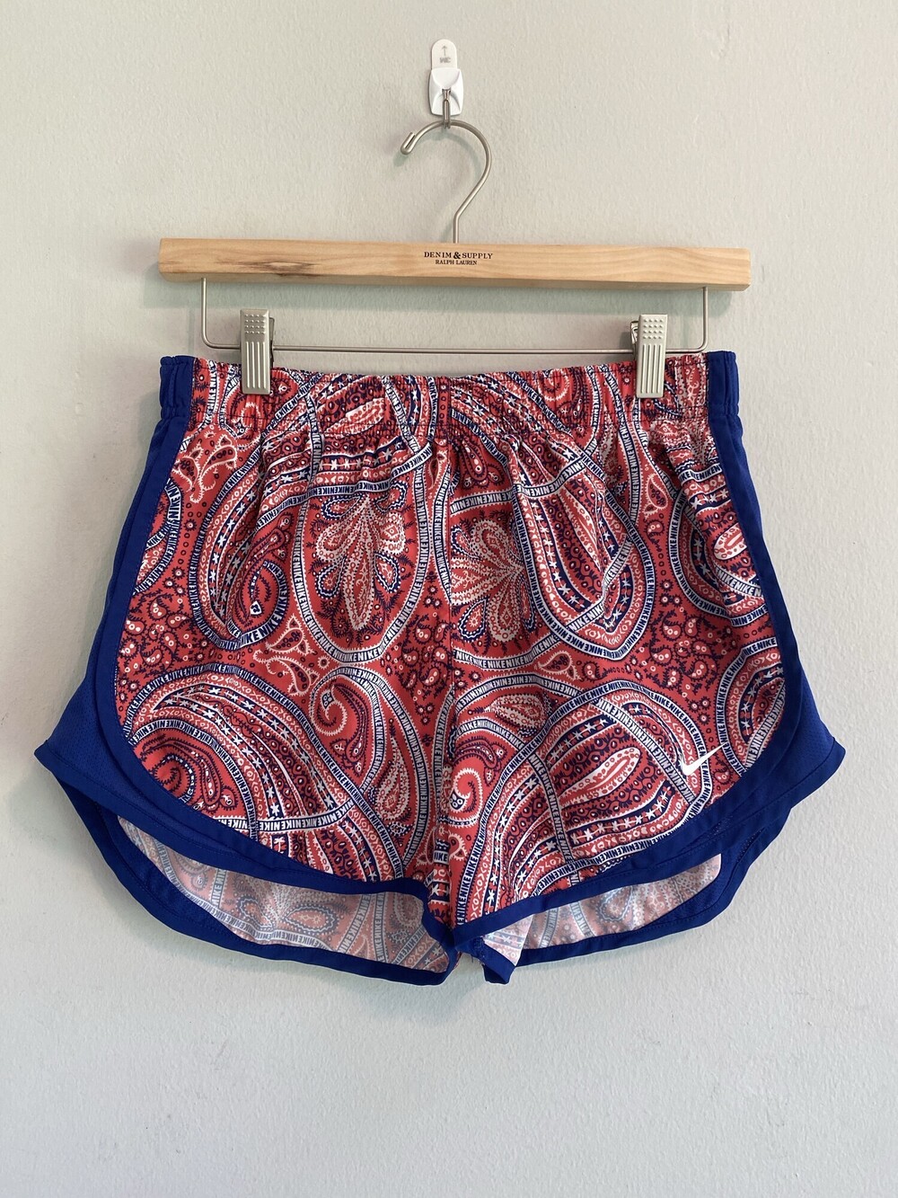 Rare Collector's Item Nike Women's M Dri-FIT Red Blue Paisley Running Shorts